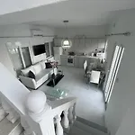 Villa Blanca *