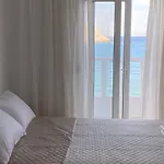 Blanca Villa Haráki