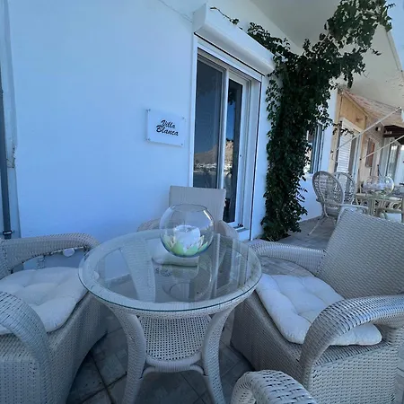 Villa Blanca *