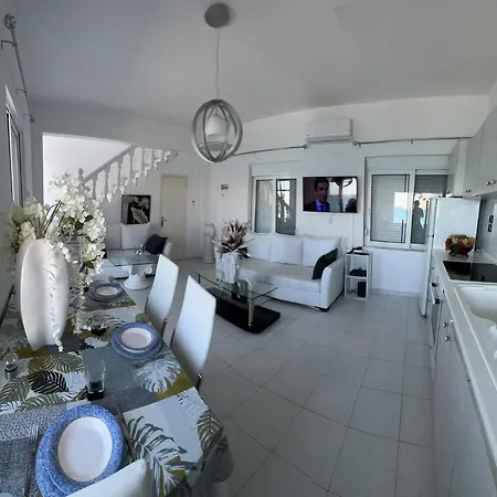 Villa Blanca *