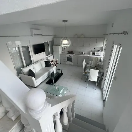 Villa Blanca *