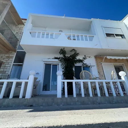 Villa Blanca Haraki